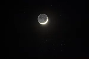 La Lune et les Pléiades